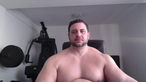 Snapshot of hot_stefano1 chatting on February 23, 5:39 am Stefano.. online show from February 23, 5:39 am