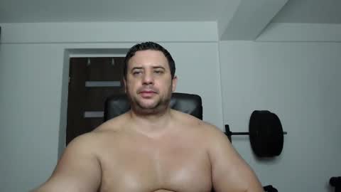 Snapshot of hot_stefano1 chatting on September 29, 5:39 am Stefano.. online show from September 29, 5:39 am