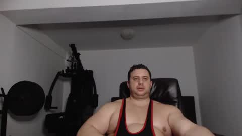 Snapshot of hot_stefano1 chatting on December 6, 6:39 pm Stefano.. online show from December 6, 6:39 pm