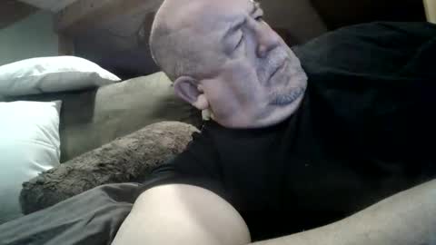 Hot and Horny online show from December 3, 11:24 pm