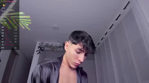 Andrew xdres08 online show from January 12, 2:24 am