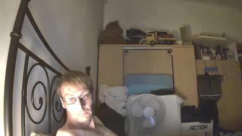 Snapshot of hotbilly_39 chatting on September 11, 10:09 pm hotbilly_39 online show from September 11, 10:09 pm