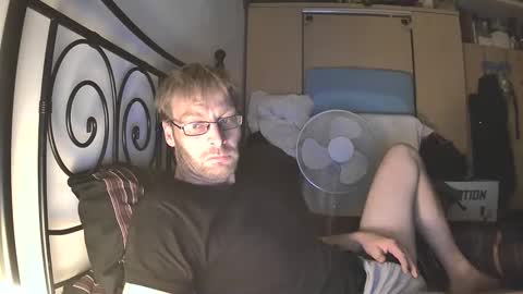 Snapshot of hotbilly_39 chatting on October 9, 9:09 pm hotbilly_39 online show from October 9, 9:09 pm