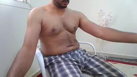 Hotboy8677 online show from May 5, 10:17 am