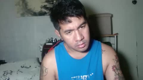 Snapshot of hothunkybear23 chatting on October 19, 4:17 am Khel online show from October 19, 4:17 am