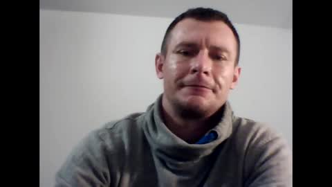 Robert online show from December 31, 12:21 am