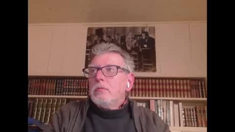 Snapshot of hotlux_54 chatting on February 4, 8:06 pm hotlux_54 online show from February 4, 8:06 pm