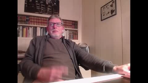 Snapshot of hotlux_54 chatting on December 28, 10:34 pm hotlux_54 online show from December 28, 10:34 pm