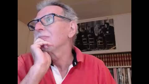 Snapshot of hotlux_54 chatting on September 13, 10:27 am hotlux_54 online show from September 13, 10:27 am