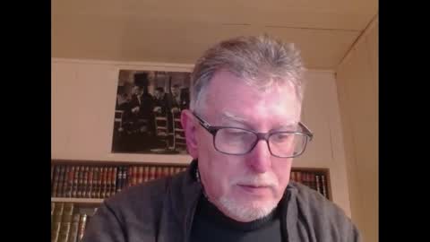 Snapshot of hotlux_54 chatting on January 1, 9:52 pm hotlux_54 online show from January 1, 9:52 pm