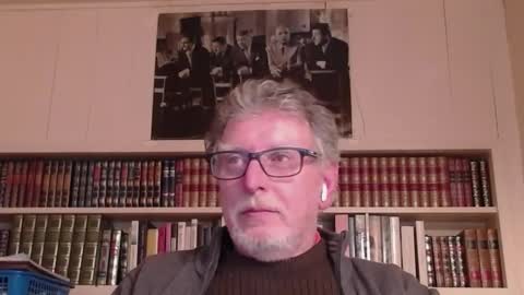 Snapshot of hotlux_54 chatting on December 6, 11:25 pm hotlux_54 online show from December 6, 11:25 pm
