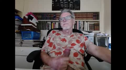 Snapshot of hotlux_54 chatting on September 8, 3:44 pm hotlux_54 online show from September 8, 3:44 pm