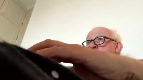 hotmuff99 online show from November 19, 8:47 am