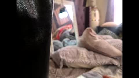 hotrox6942 online show from October 7, 1:04 pm