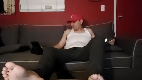 Snapshot of hotstuff695991 chatting on October 1, 4:49 am Cum join me online show from October 1, 4:49 am