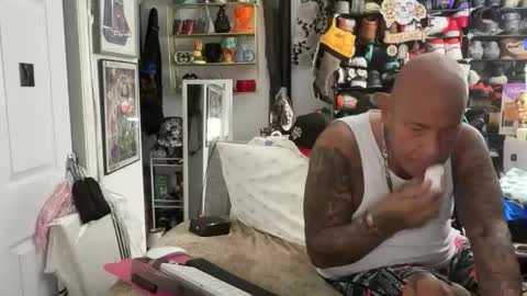 hotstuff775616 online show from February 17, 3:05 am