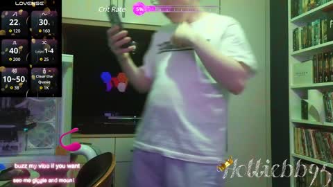 Snapshot of hottiebb95 chatting on February 4, 2:07 am Roberts stones online show from February 4, 2:07 am