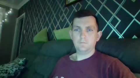 Snapshot of hotuk86 chatting on February 13, 10:00 pm hotuk86 online show from February 13, 10:00 pm