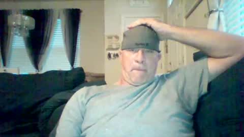 hotyummycock69 online show from October 24, 11:23 am