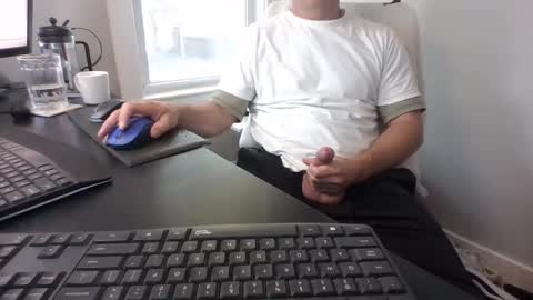 Snapshot of hoverday chatting on September 15, 3:57 pm hoverday online show from September 15, 3:57 pm