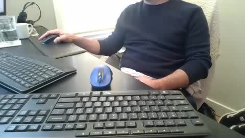 hoverday online show from February 12, 7:20 pm