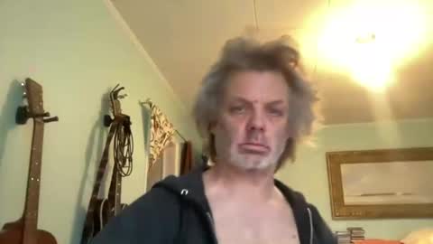 howlingatnothing online show from November 18, 12:53 pm