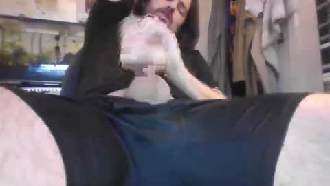 hrnyymff online show from November 5, 3:30 am