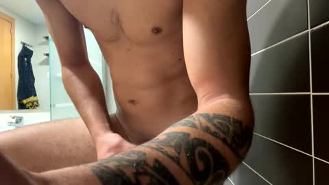 hugecock959448 online show from December 3, 9:15 am