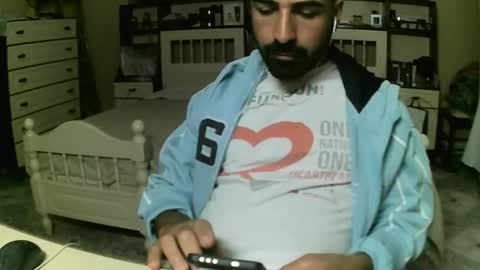 hugeveiny online show from November 5, 1:46 pm