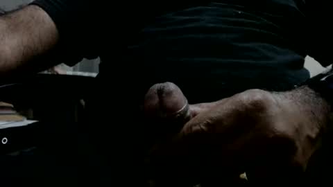 Snapshot of hugo_bulls chatting on February 11, 10:48 am HunkyLover online show from February 11, 10:48 am