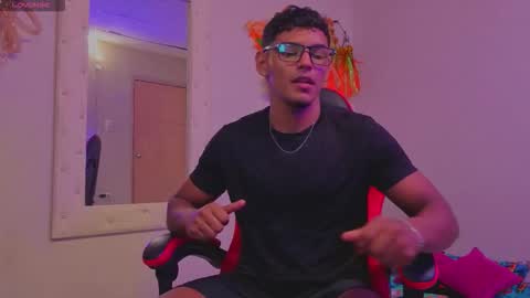 Hugo Cano online show from February 26, 4:14 am