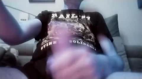 Snapshot of hugo_hug chatting on February 14, 12:30 am David online show from February 14, 12:30 am
