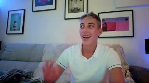 Hugo online show from October 12, 8:36 pm