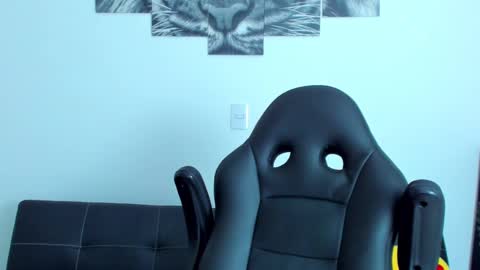 Eli online show from February 11, 1:10 am