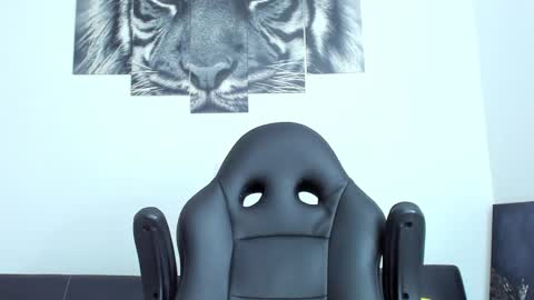 Eli online show from September 10, 11:47 pm