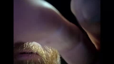 hung20032003 online show from December 17, 3:47 am