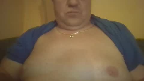 vastagfasz magyar apuci online show from September 21, 9:37 pm