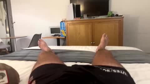 hunglefthard online show from April 14, 10:15 am