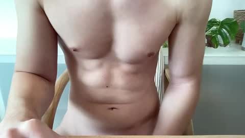 Snapshot of hungwank95 chatting on January 31, 9:37 am hungwank95 online show from January 31, 9:37 am