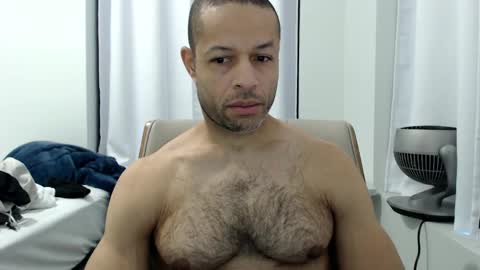 Snapshot of hungxpert chatting on February 28, 8:50 pm hungxpert online show from February 28, 8:50 pm