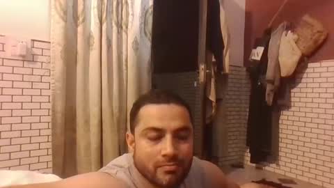 hunkster102 online show from March 24, 2:22 pm