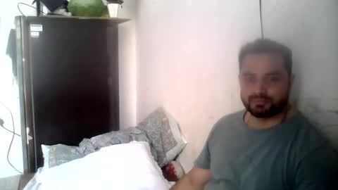 hunkster102 online show from May 30, 4:34 am