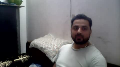 hunkster102 online show from June 13, 8:12 am