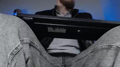  I AM NOT A DIRECTOR I AM THE BOSS            KINGDADDYSIRSTR8ALPHAMASTER online show from March 23, 1:50 pm