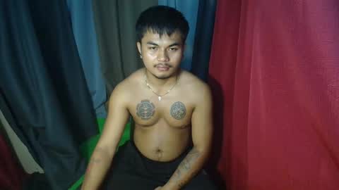 hunkyzeus online show from February 11, 3:28 pm