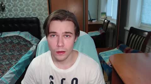 Tom online show from March 29, 10:15 am