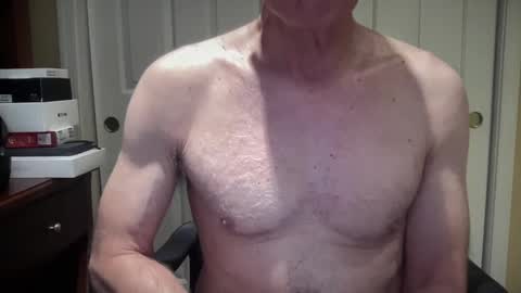 Snapshot of i8bgcq chatting on September 24, 1:42 pm The Talented Mr. DILFy online show from September 24, 1:42 pm