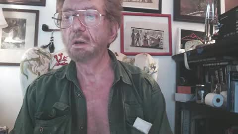 ImYourBitch online show from February 10, 4:08 am