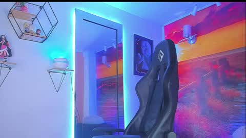 Light online show from October 5, 12:25 am