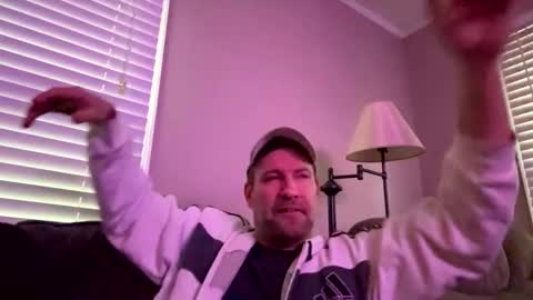 iamhereandnow online show from January 10, 1:26 pm